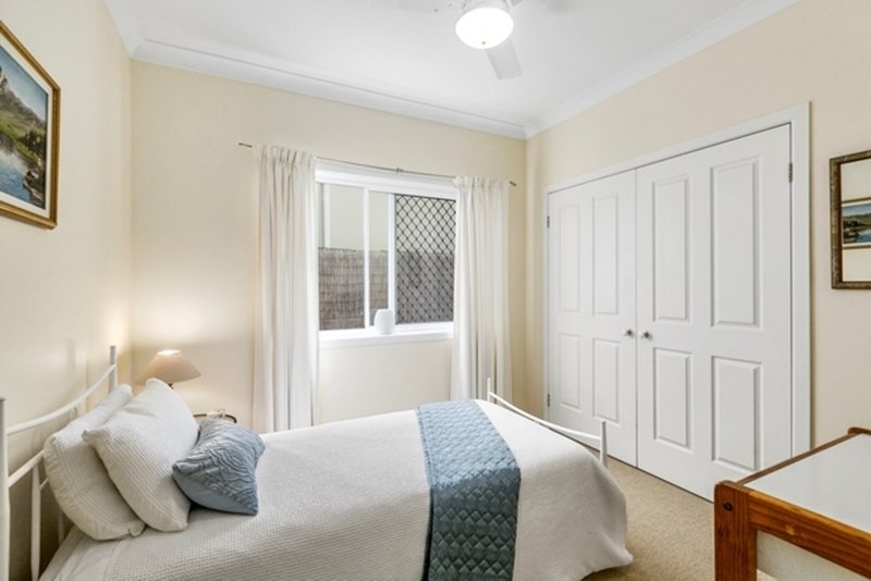 Photo - 116 Stratton Terrace, Manly QLD 4179 - Image 10