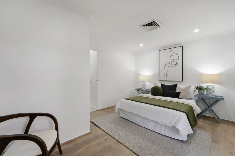 Photo - 116 Swan Circuit, Green Valley NSW 2168 - Image 8