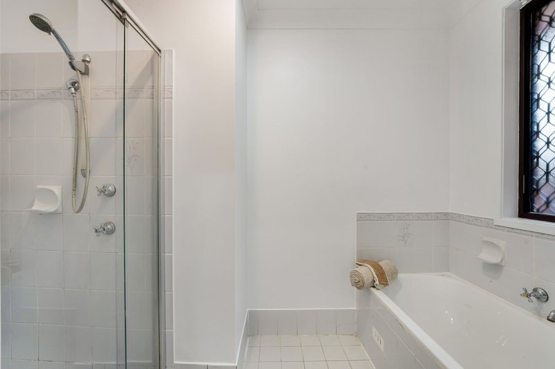 Photo - 116 Swan Circuit, Green Valley NSW 2168 - Image 12