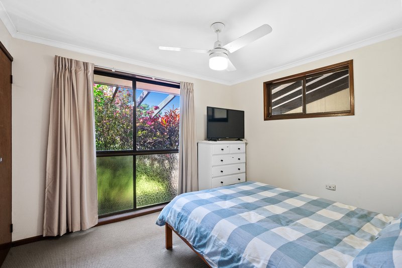 Photo - 116 Tahiti Avenue, Palm Beach QLD 4221 - Image 4