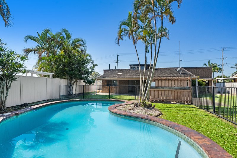 Photo - 116 Tahiti Avenue, Palm Beach QLD 4221 - Image 14