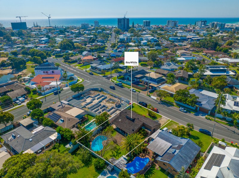 Photo - 116 Tahiti Avenue, Palm Beach QLD 4221 - Image 25