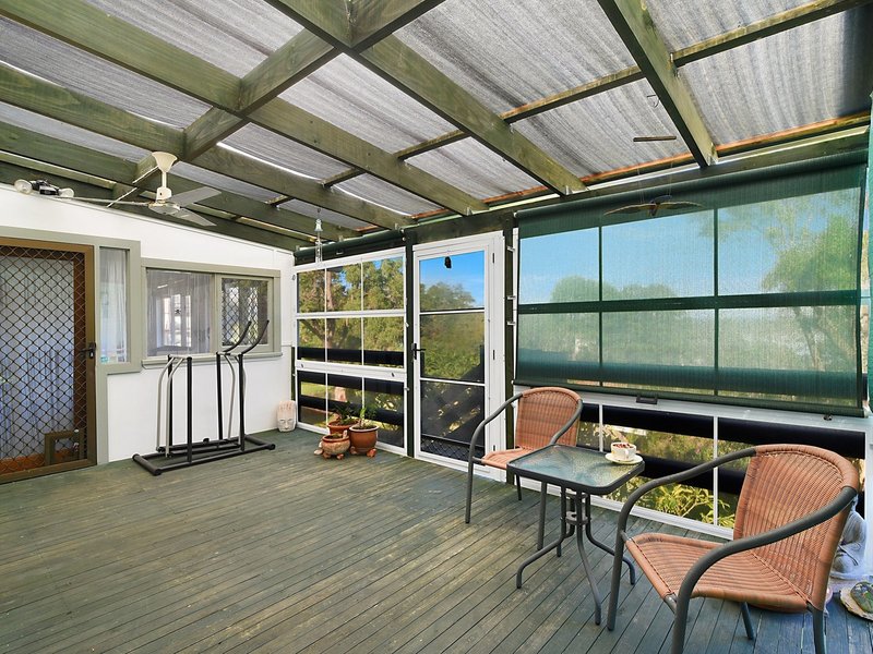 Photo - 116 Terence Avenue, Lake Munmorah NSW 2259 - Image 5