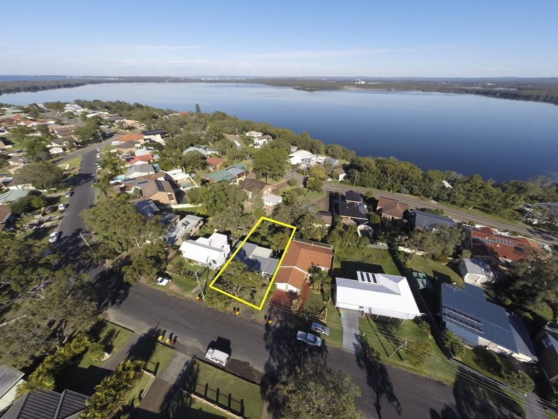 Photo - 116 Terence Avenue, Lake Munmorah NSW 2259 - Image 9