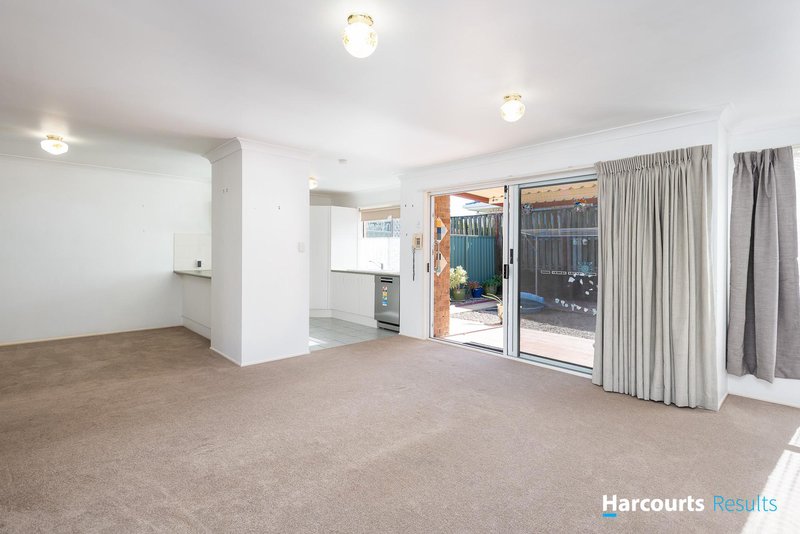 Photo - 1/16 Van Wirdum Place, Calamvale QLD 4116 - Image 6