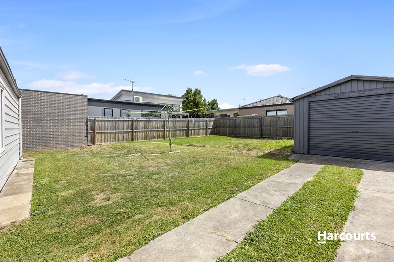 Photo - 116 Vines Road, Hamlyn Heights VIC 3215 - Image 6