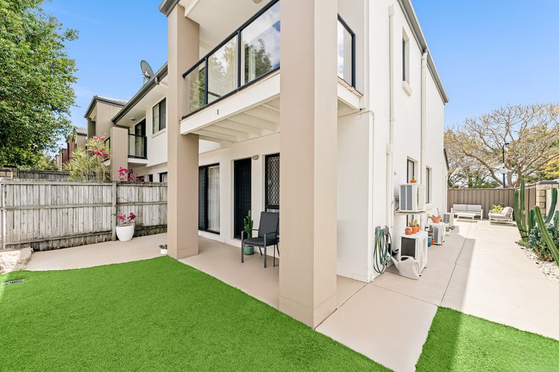 Photo - 1/16 Violet Close, Eight Mile Plains QLD 4113 - Image 2