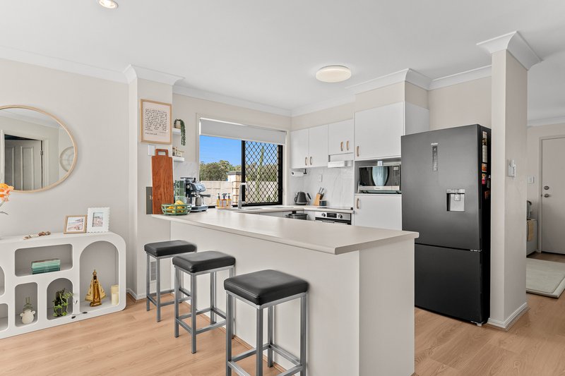 Photo - 1/16 Violet Close, Eight Mile Plains QLD 4113 - Image 11