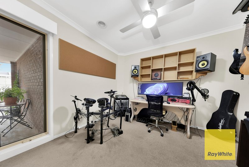 Photo - 116 Waterview Drive, Mernda VIC 3754 - Image 13