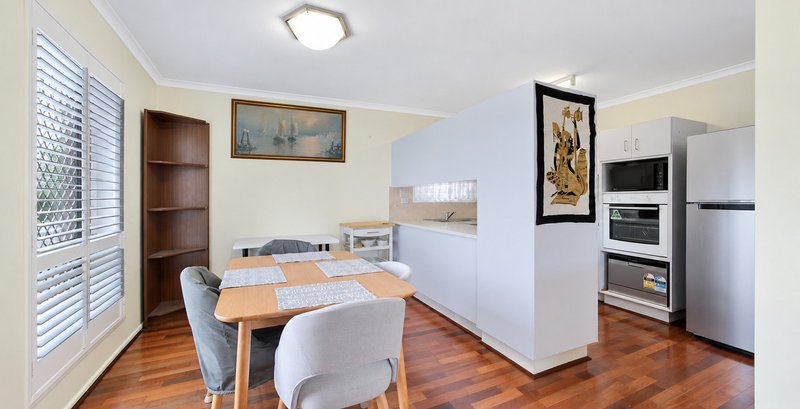Photo - 1/16 Westminster Street, Kippa-Ring QLD 4021 - Image 4