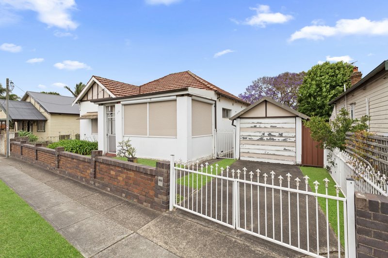 116 Woodville Road, Granville NSW 2142