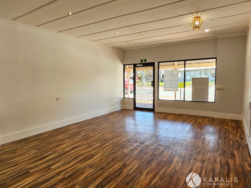 Photo - 1/160 Broadwater Terrace, Redland Bay QLD 4165 - Image 3