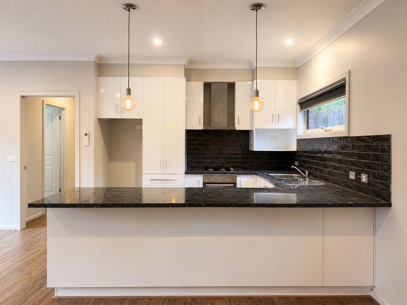 Photo - 1/160 Church Street, Grovedale VIC 3216 - Image 4