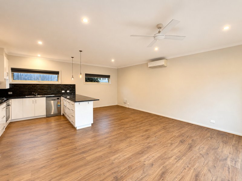 Photo - 1/160 Church Street, Grovedale VIC 3216 - Image 6