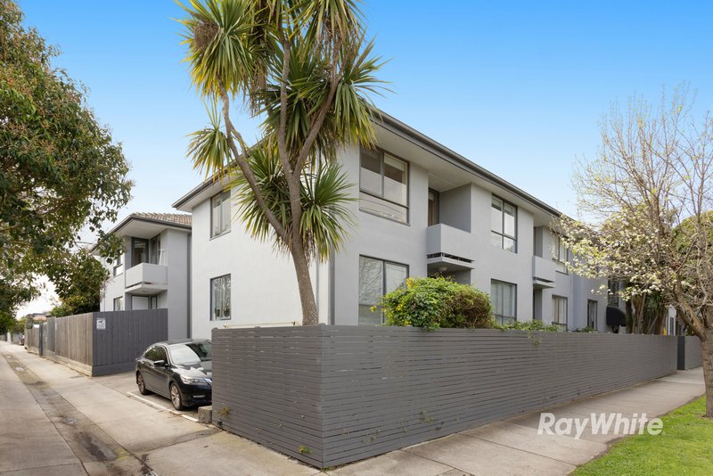 11/62 Truganini Road, Carnegie VIC 3163