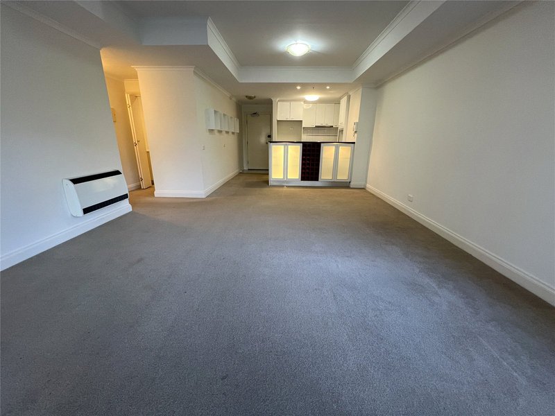 Photo - 11/632 St Kilda Road, Melbourne VIC 3004 - Image 2