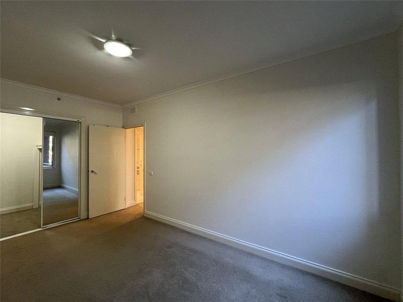 Photo - 11/632 St Kilda Road, Melbourne VIC 3004 - Image 7
