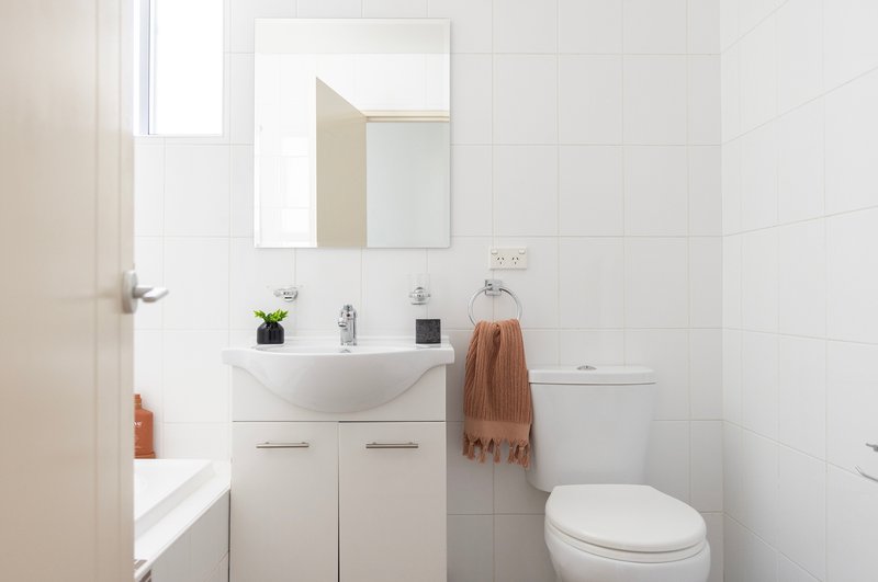 Photo - 11/637-645 Forest Road (Entry Via St Georges Rd) , Bexley NSW 2207 - Image 7