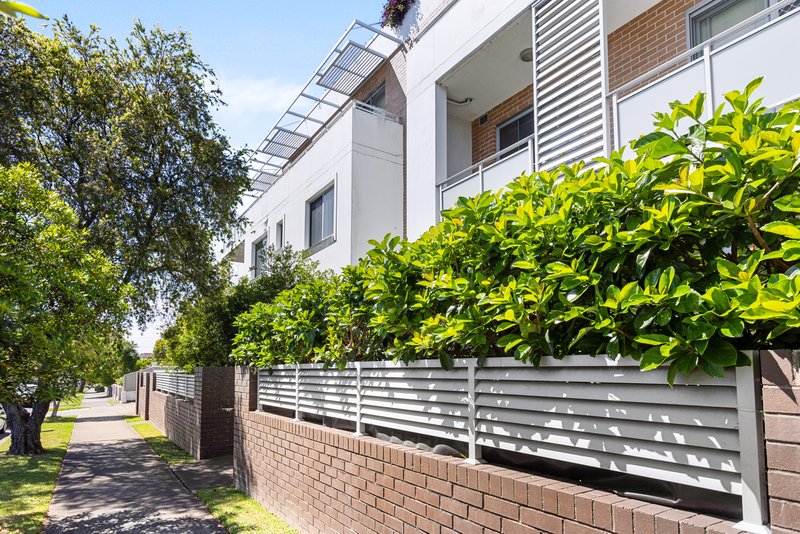 Photo - 11/637-645 Forest Road (Entry Via St Georges Rd) , Bexley NSW 2207 - Image 9