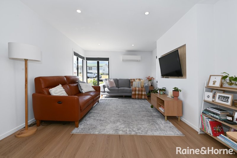 Photo - 1/164 Bligh Street, Warrane TAS 7018 - Image 6