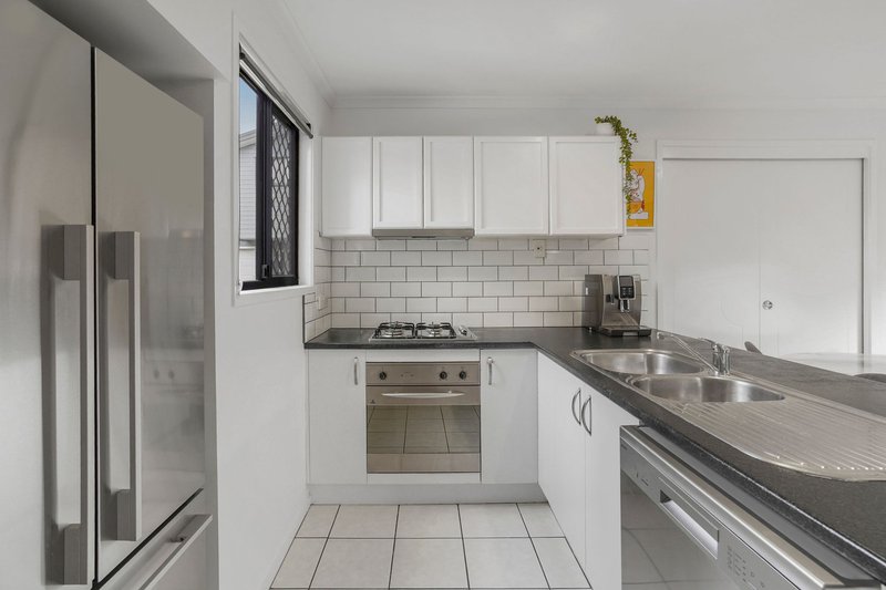 Photo - 1/165 Flower Street, Northgate QLD 4013 - Image 6