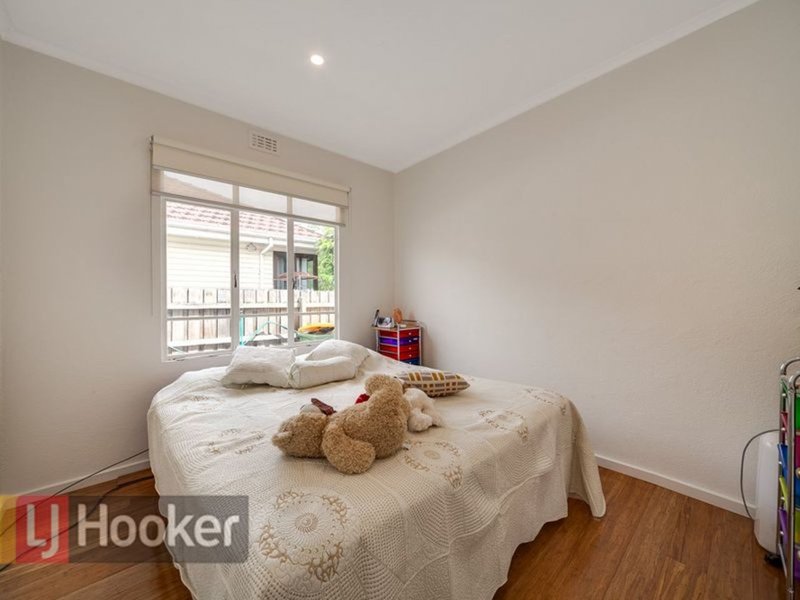 Photo - 1/165 Mitchell Street, Maidstone VIC 3012 - Image 5