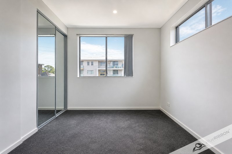 Photo - 11/66-68 Essington Street, Wentworthville NSW 2145 - Image 10