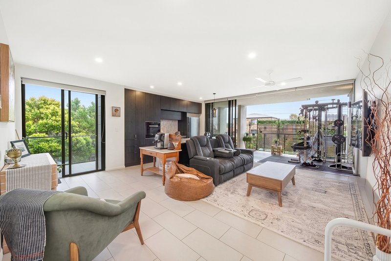 Photo - 11/66 Allen Street, Hamilton QLD 4007 - Image 1