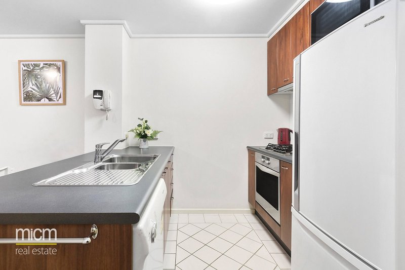 Photo - 11/668 Bourke Street, Melbourne VIC 3000 - Image 4