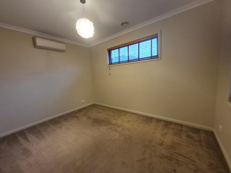 Photo - 1/167 Surrey Road, Blackburn VIC 3130 - Image 5