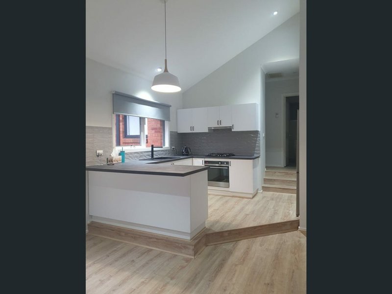 Photo - 1/168 Scoresby Road, Boronia VIC 3155 - Image 2