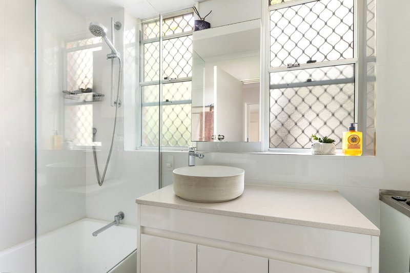 Photo - 1/16A Dural Street, Hornsby NSW 2077 - Image 6