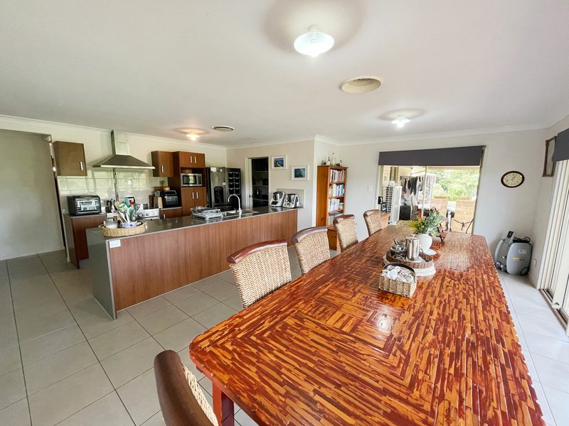 Photo - 117-119 Scarvell Place, Kooralbyn QLD 4285 - Image 5