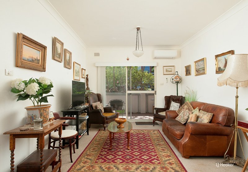 Photo - 1/17-19 Magnus Street, Nelson Bay NSW 2315 - Image 4