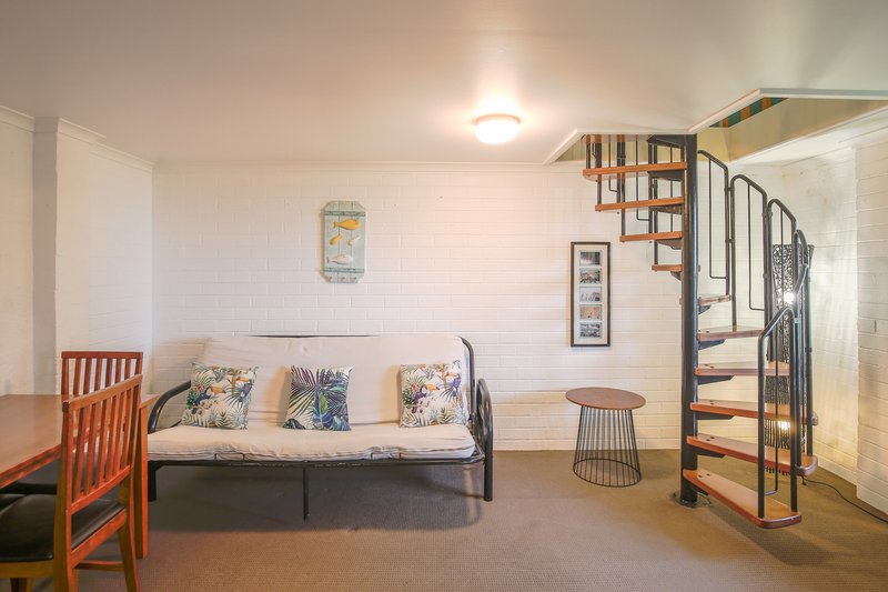Photo - 1/17-19 Peter Crescent, Batehaven NSW 2536 - Image 10