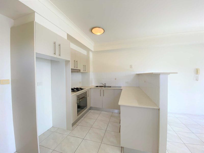 Photo - 11/7-9 Short Street, Wentworthville NSW 2145 - Image 3