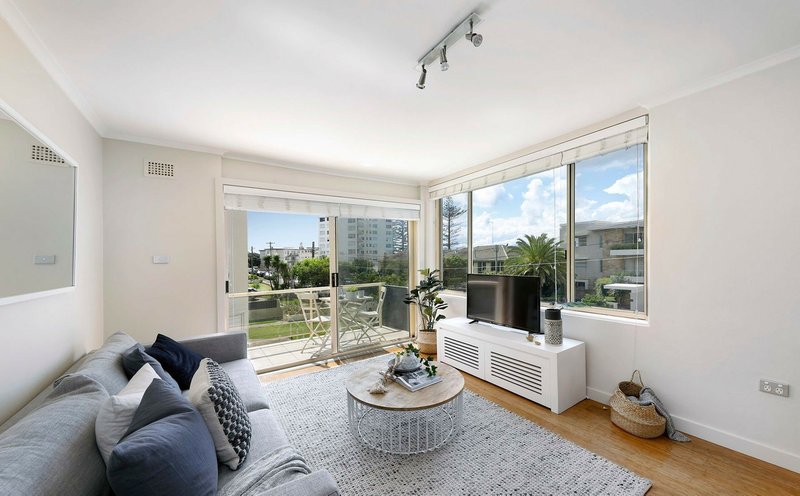 Photo - 1/17 Arthur Avenue, Cronulla NSW 2230 - Image 3