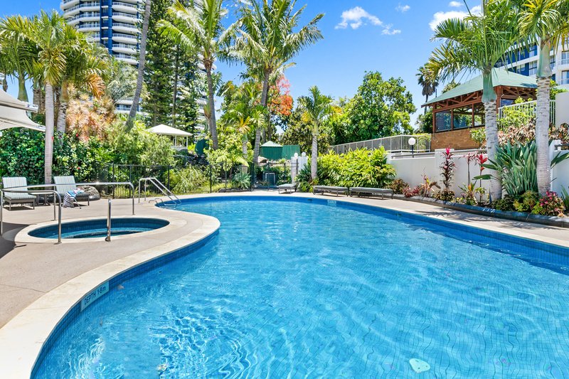 Photo - 1/17 Bayview Street, Runaway Bay QLD 4216 - Image 17