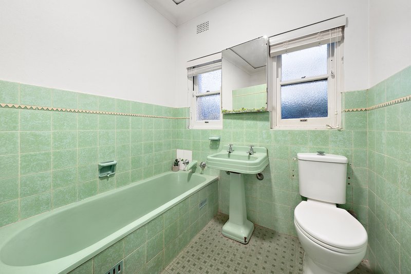 Photo - 117 Beaconsfield Road, Chatswood NSW 2067 - Image 6