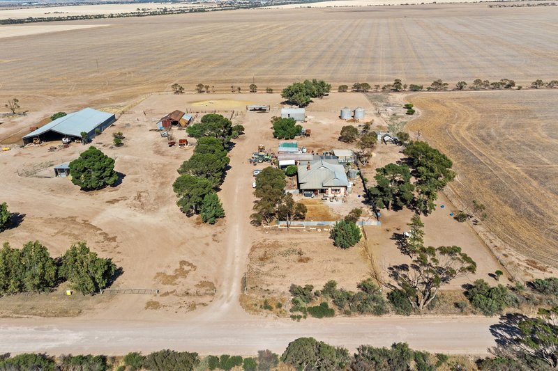 Photo - 117 Beare Road, Kadina SA 5554 - Image 25