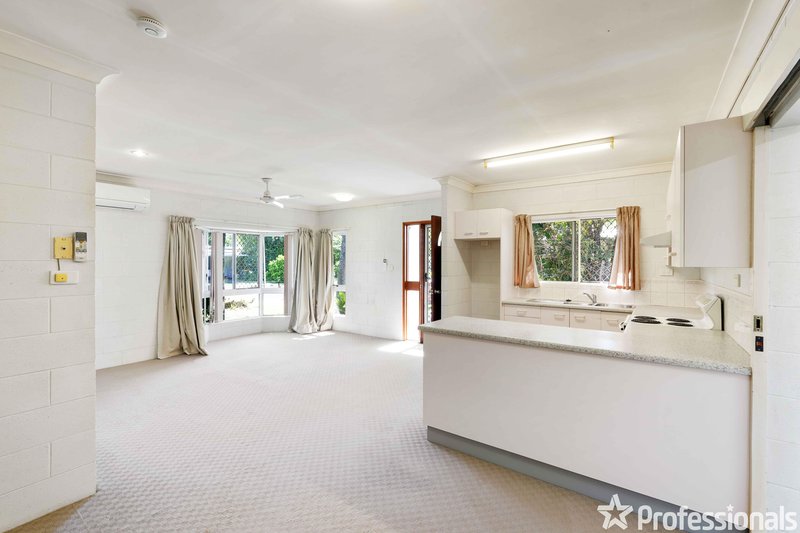 Photo - 1/17 Boden Street, Edge Hill QLD 4870 - Image 2