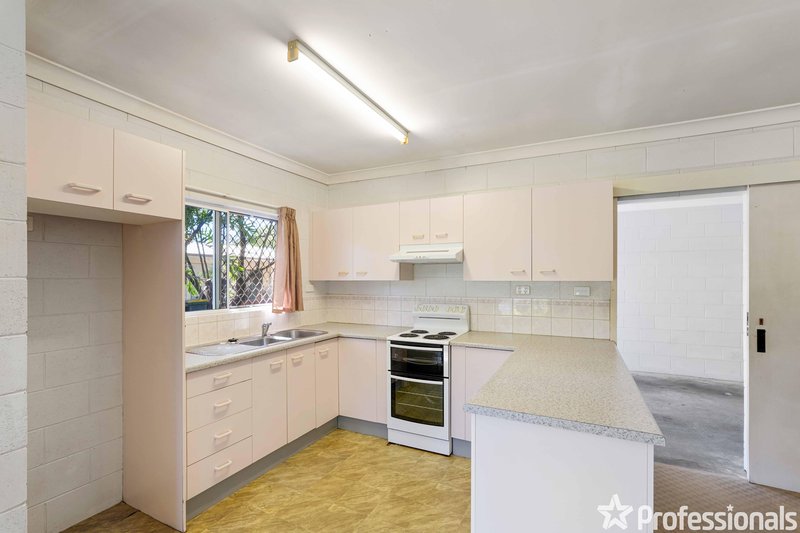 Photo - 1/17 Boden Street, Edge Hill QLD 4870 - Image 4