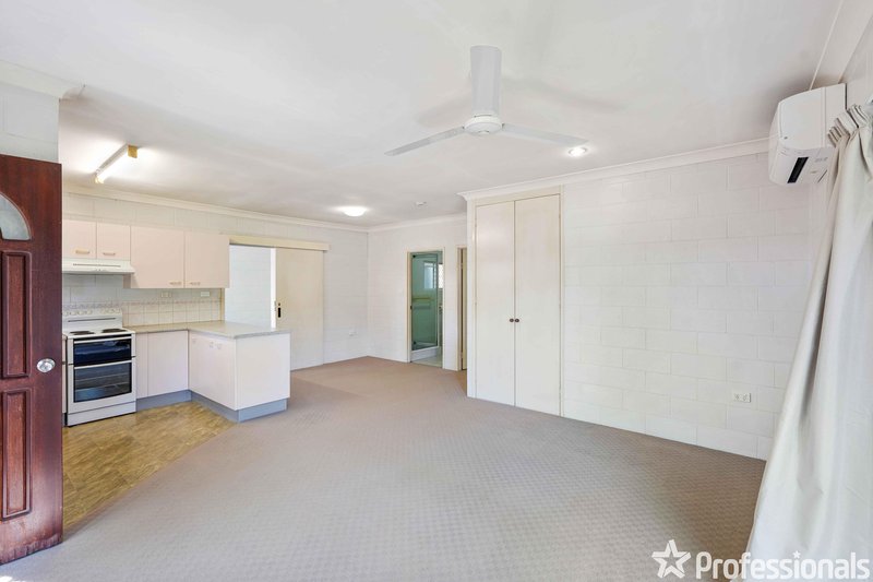 Photo - 1/17 Boden Street, Edge Hill QLD 4870 - Image 6