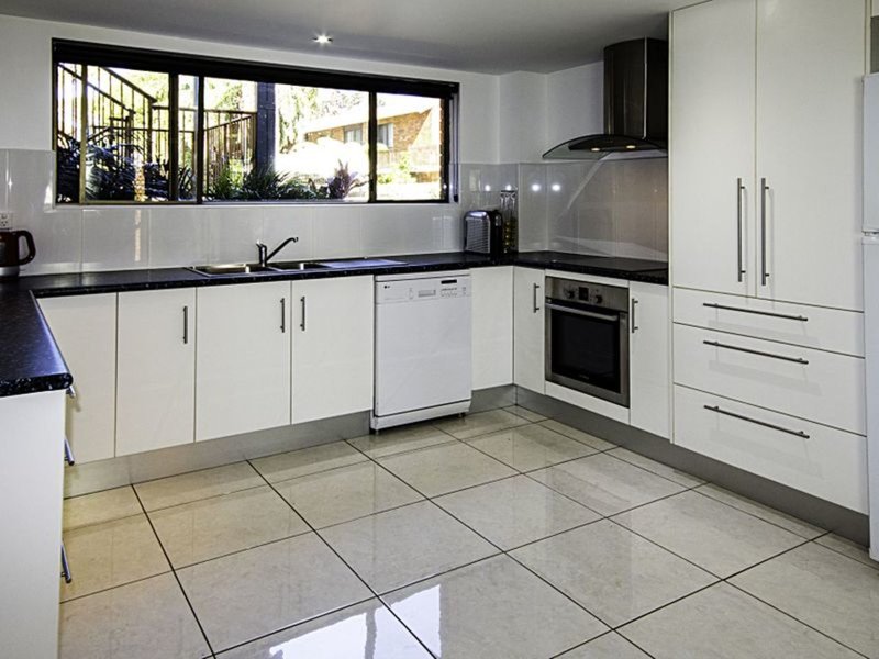 Photo - 1/17 Boultwood Street, Coffs Harbour NSW 2450 - Image 2