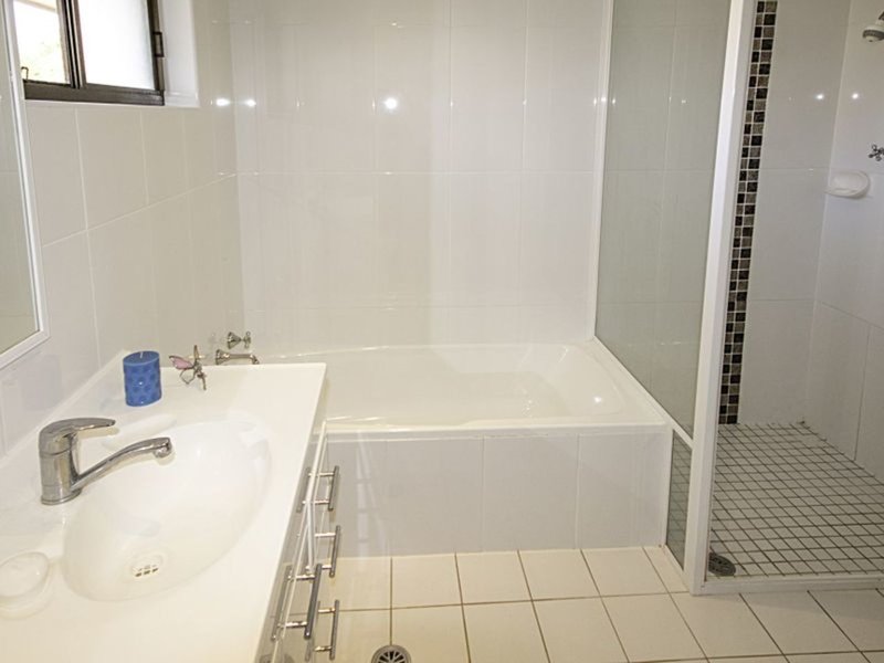 Photo - 1/17 Boultwood Street, Coffs Harbour NSW 2450 - Image 12