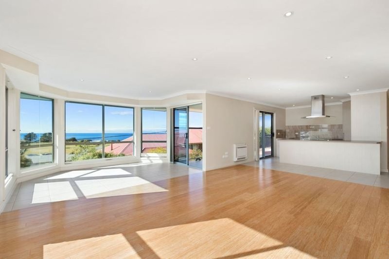 Photo - 1/17 Bovill Street, East Devonport TAS 7310 - Image 3