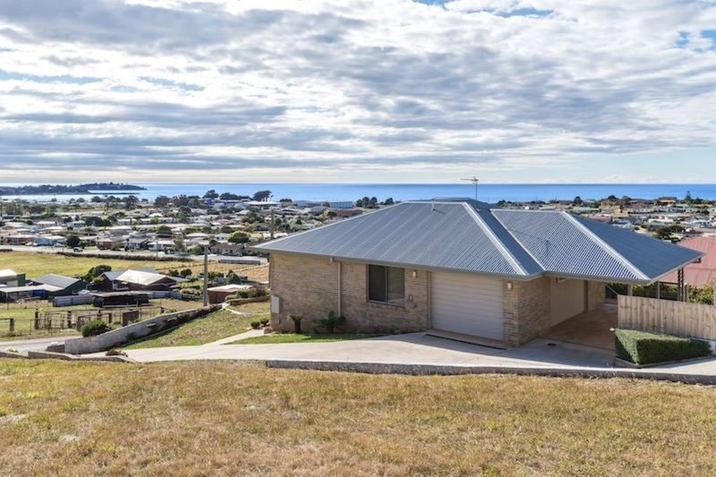 Photo - 1/17 Bovill Street, East Devonport TAS 7310 - Image 11