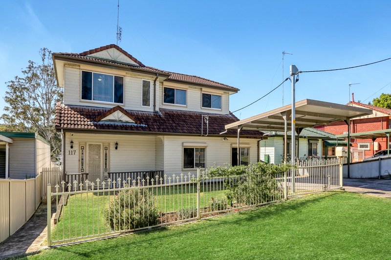 Photo - 117 Burke Road, Dapto NSW 2530 - Image 3