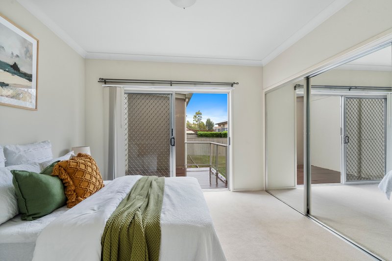 Photo - 1/17 Cardross Street, Yeerongpilly QLD 4105 - Image 11