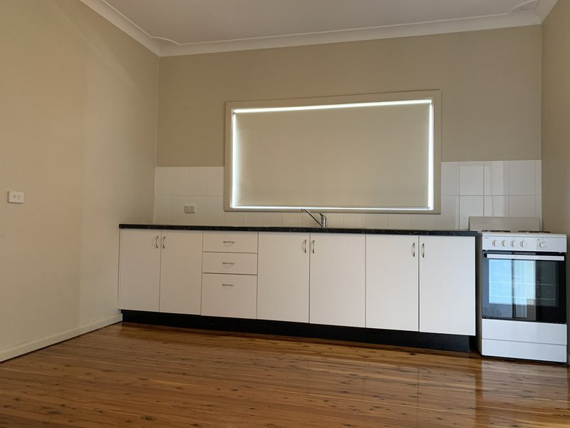 Photo - 117 Cumberland Road, Greystanes NSW 2145 - Image 2